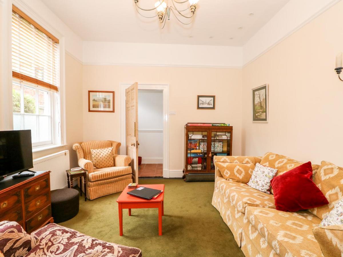 Magdalene House Villa Louth  ภายนอก รูปภาพ